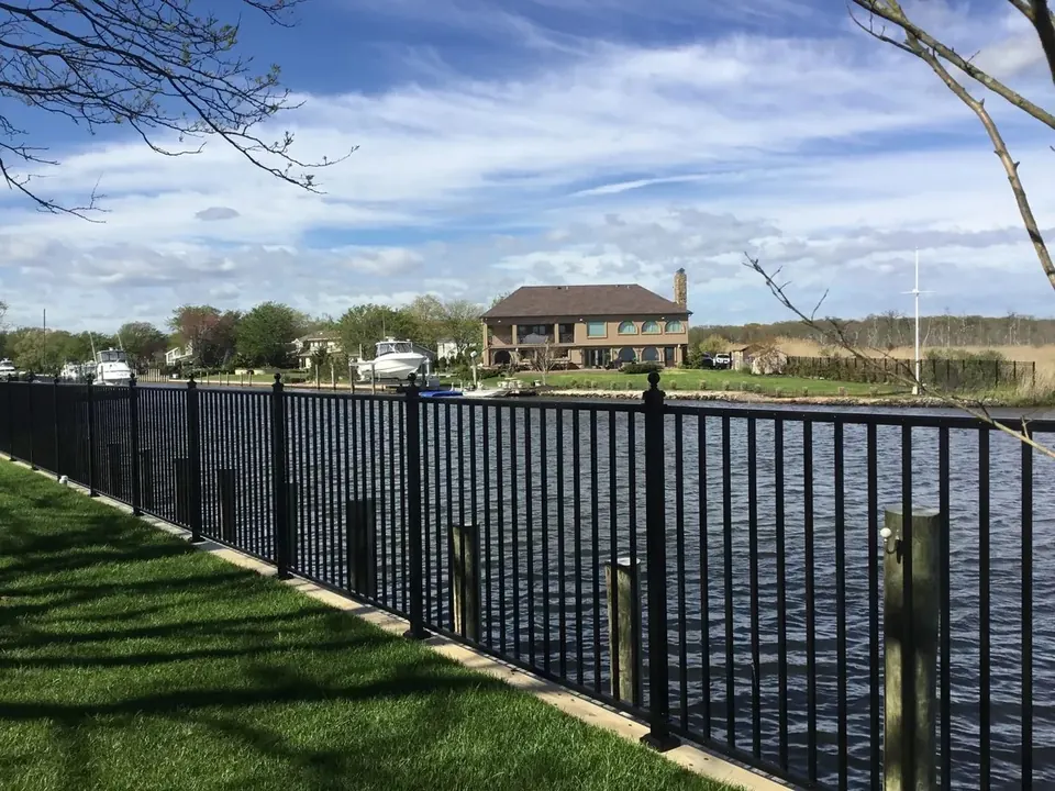 Aluminum fencing in Suffolk County