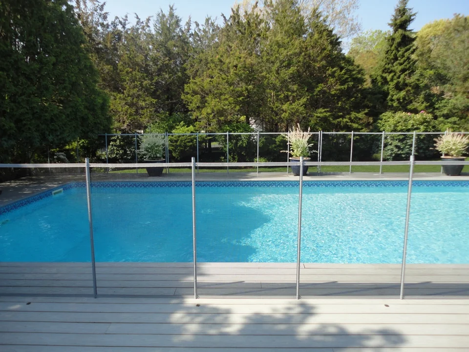 4' Guardian Vanishing Pool Fence in a Trex Deck in Westhampton, NY